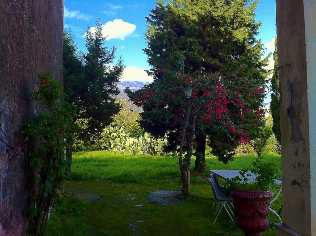 Villa Bonaccorso - Antica E Maestosa Villa Con Piscina Ai Piedi Dell'Etna Viagrande Exterior photo