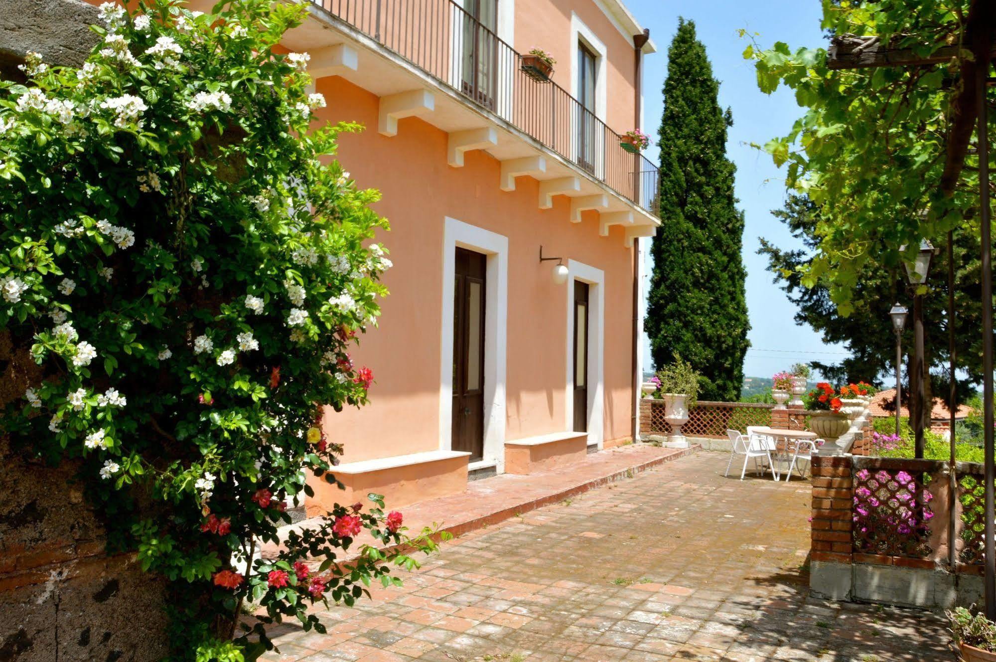 Villa Bonaccorso - Antica E Maestosa Villa Con Piscina Ai Piedi Dell'Etna Viagrande Exterior photo